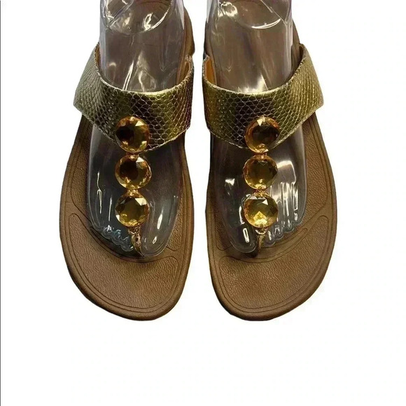 WOMEN’S FITFLOPS GOLD W/GOLD BEADED DETAILS•SIZE 10•PREOWNED GREAT CONDITION• - Picture 3 of 11
